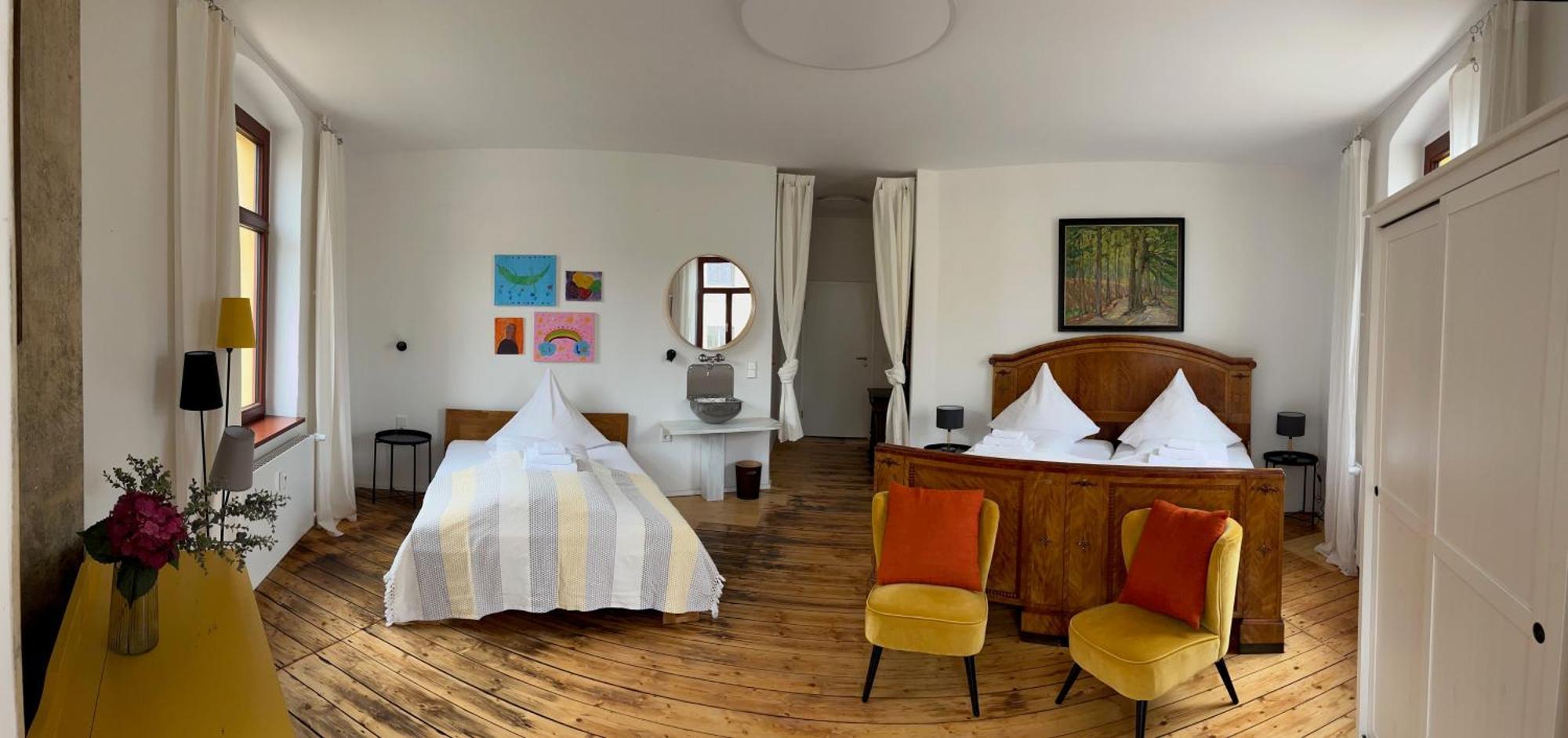 Kuenstlerzimmer Im Kulturhaus Haeselburg Gera Eksteriør bilde