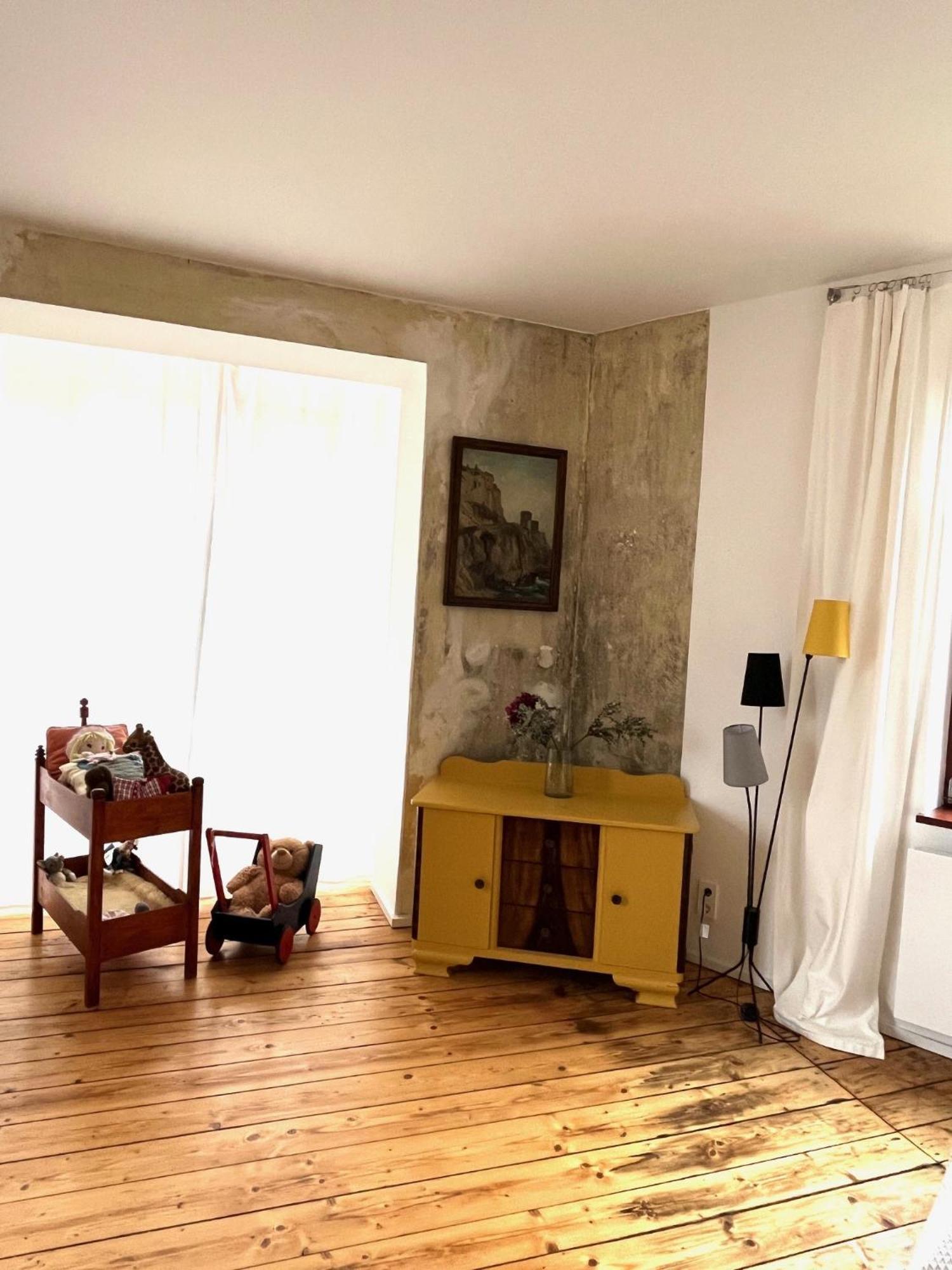Kuenstlerzimmer Im Kulturhaus Haeselburg Gera Eksteriør bilde