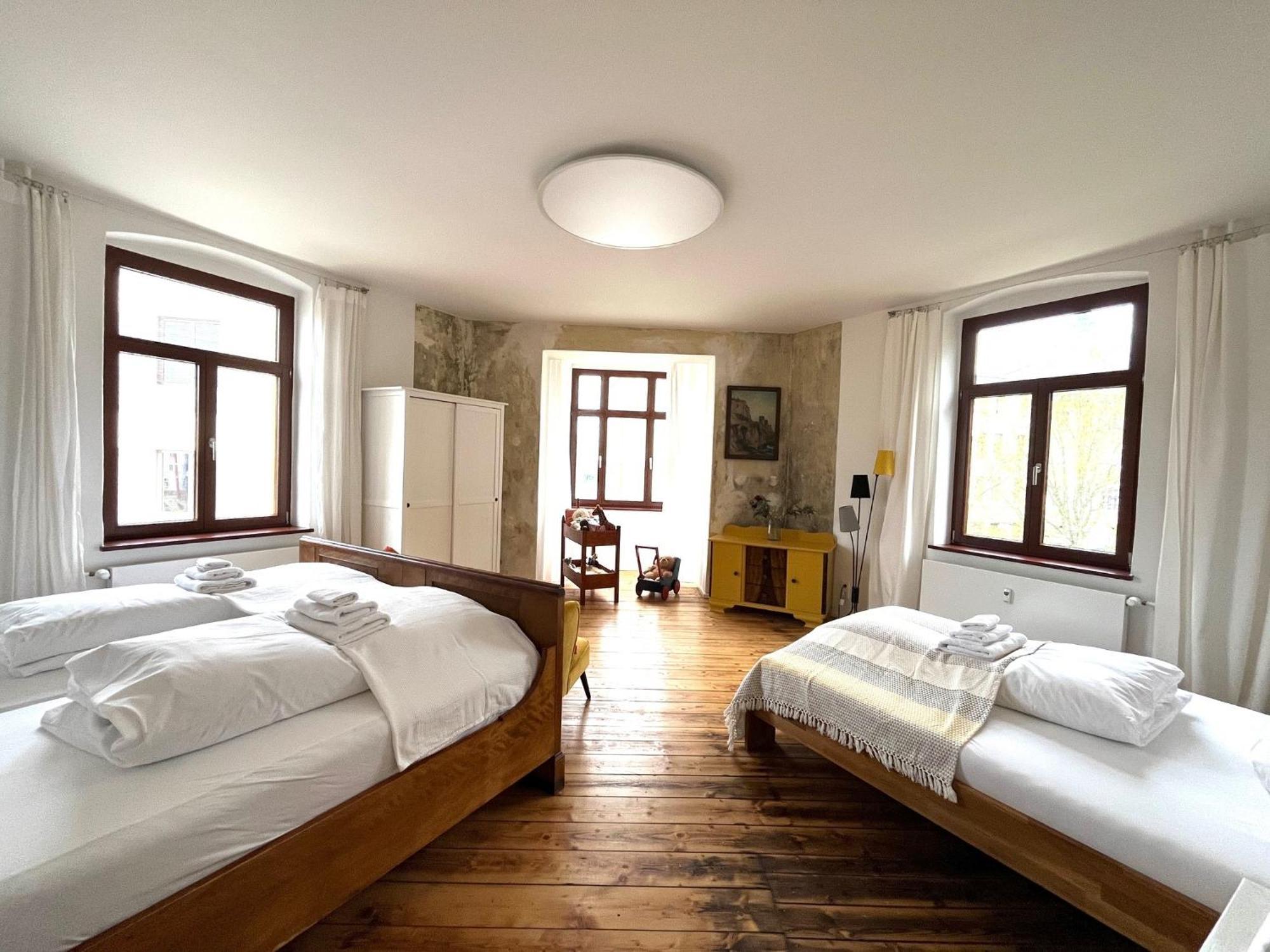 Kuenstlerzimmer Im Kulturhaus Haeselburg Gera Eksteriør bilde